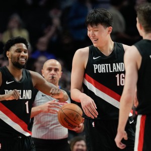 明日开拓者对阵爵士伤病情况：杨瀚森出战成疑 利拉德&amp;夏普缺席